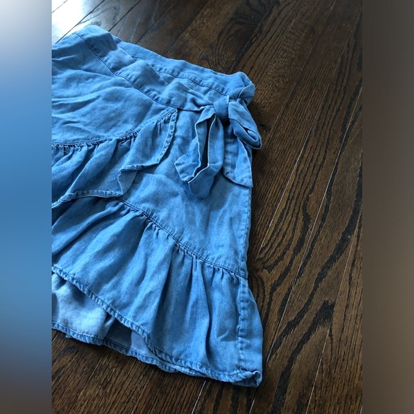 Rails Women’s XS Etienne Linen-Blend Denim Ruffled Wrap Mini Skirt - EUC! - Picture 4 of 12